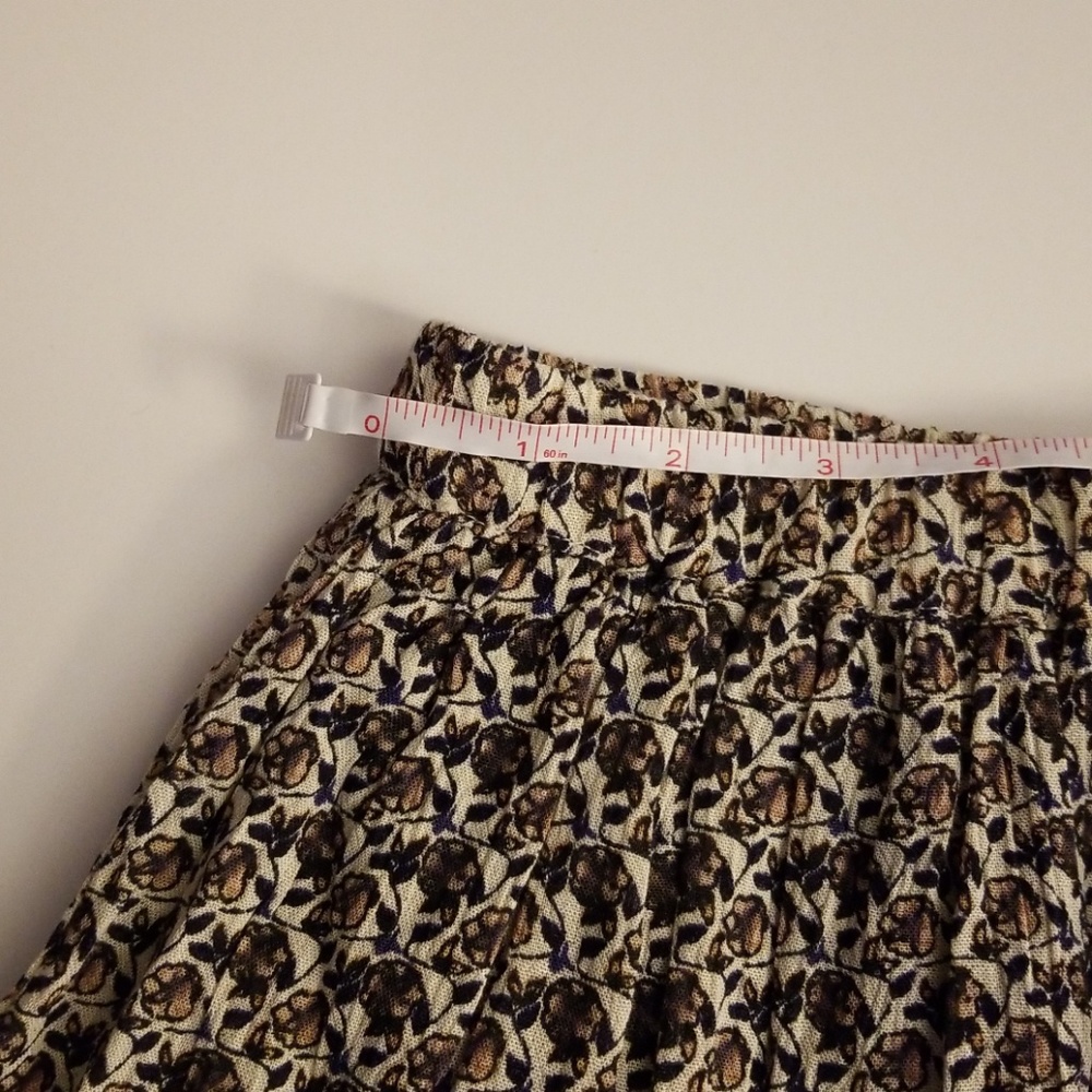 Francesca's Navy Paisley Swing Skirt - Picture 6 of 7